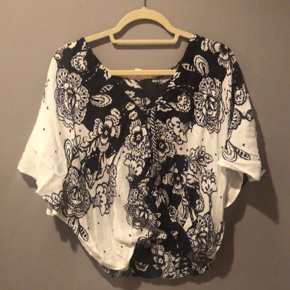 Bought at Island Gypsies flowey floral shirt